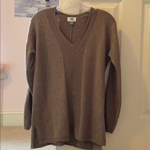🍋 3/$25 Old Navy v-neck sweater